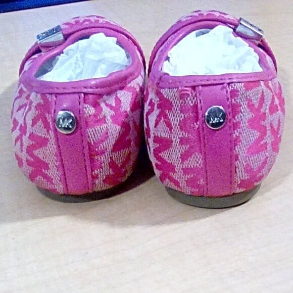 MICHAEL Michael Kors Girls Fuschia Pink Flats size 9 - Picture 3 of 9